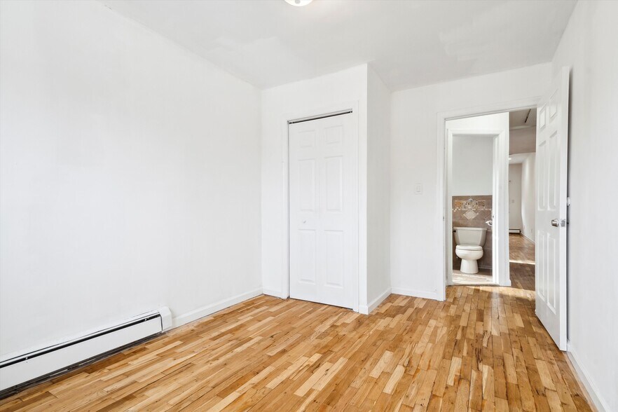 More Photos Of 458 Swinton Ave, Bronx Apartments For Sale
