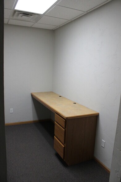 More Photos Of 1521 Randolph Rd, Janesville Medical For Lease