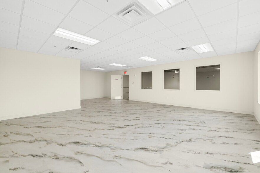 More Photos Of 4250 Georgia Ave, West Palm Beach Warehouse For Lease