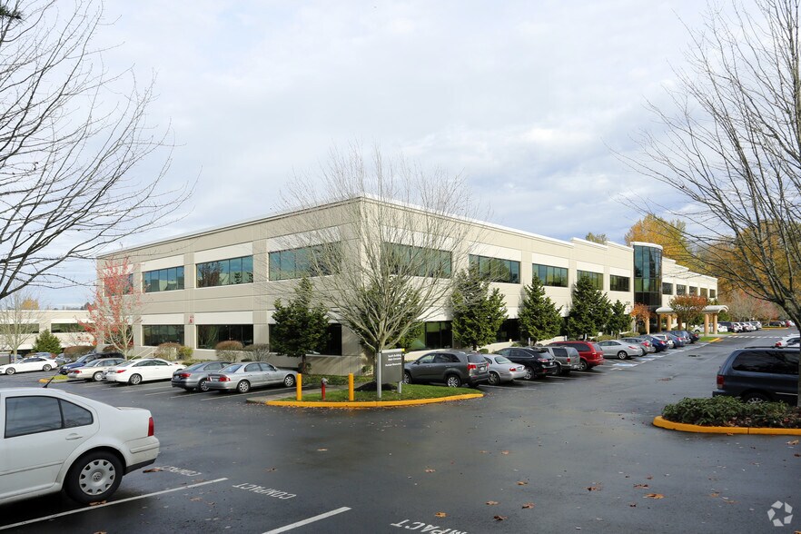 More Photos Of 12501 E Marginal Way S, Tukwila Office For Lease