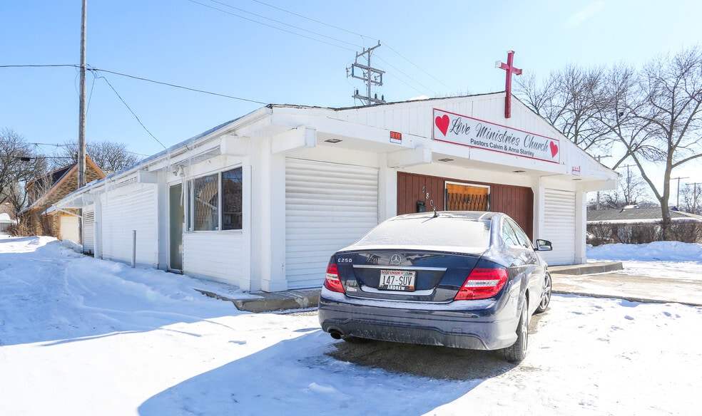 More Photos Of 4800-4808 W Fond Du Lac Ave, Milwaukee General Retail For Lease