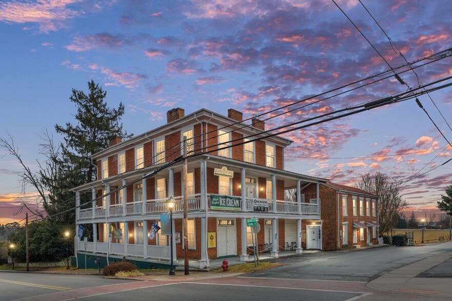Primary Photo Of 146 Main St, Stanardsville Hospitality For Sale