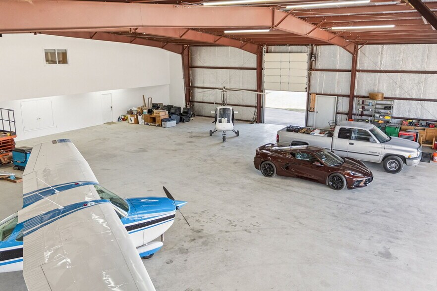 More Photos Of 930 Aviator Dr, Fort Worth Specialty For Sale