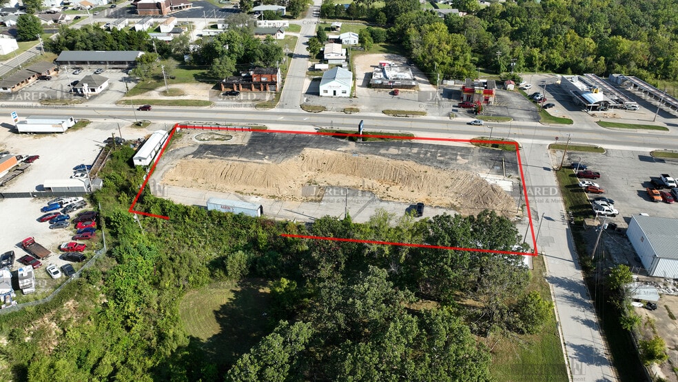 More Photos Of 1057 Old Route 66, Saint Robert Hotel For Sale