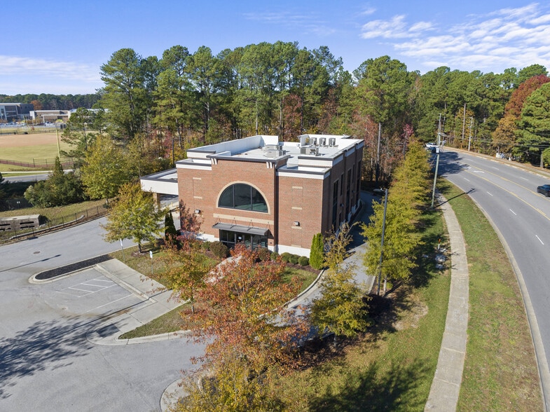 More Photos Of 701 Mutual Ct, Raleigh Office For Sale