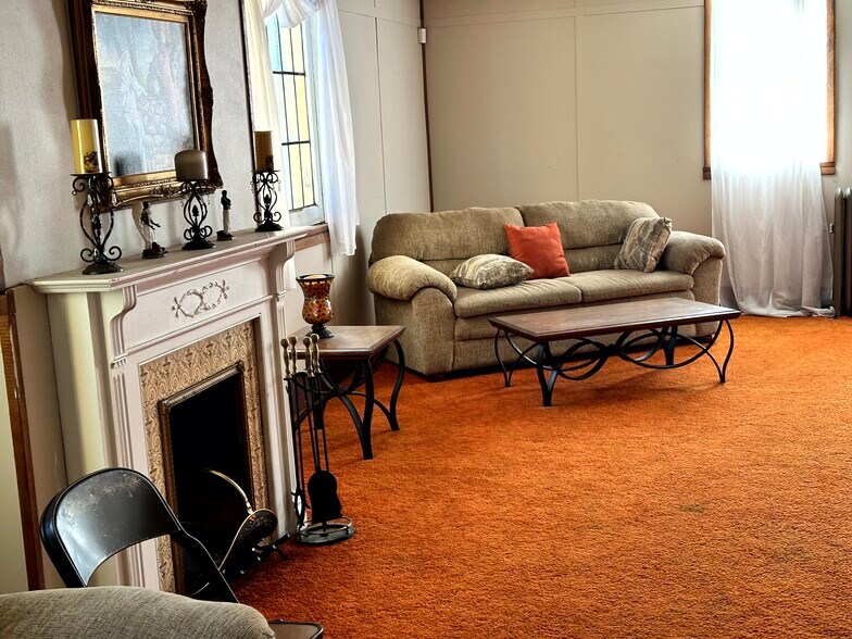 More Photos Of 8700 S Emerald Ave, Chicago Religious Facility For Sale