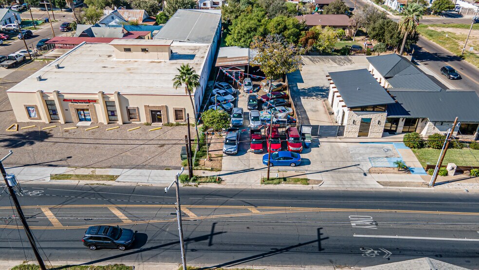More Photos Of 2608 San Bernardo Ave, Laredo Office For Sale