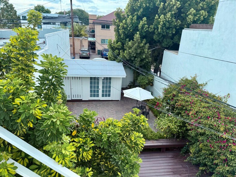 More Photos Of 936 Orange Ave, Coronado Freestanding For Sale