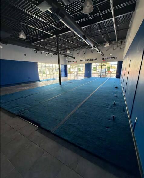 More Photos Of 15609 Ronald Reagan Blvd, Leander Storefront For Lease