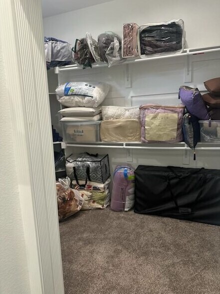 More Photos Of 703 E Oates Rd, Garland Unknown For Lease