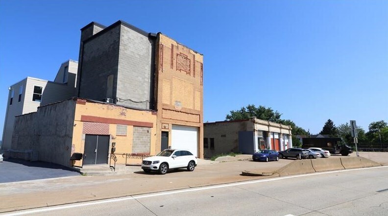 More Photos Of 3567 Bigelow Blvd, Pittsburgh Loft Creative Space For Sale