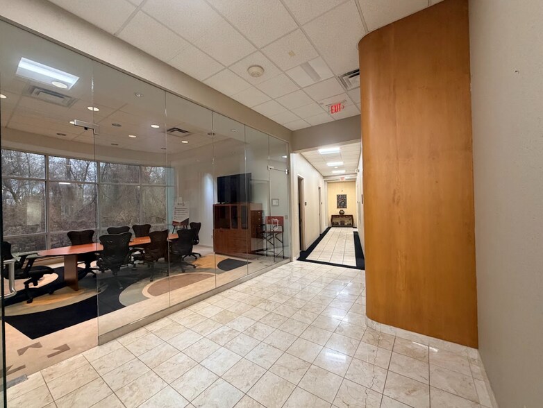 More Photos Of 4111 Founders Blvd, Batavia Manufacturing For Sale