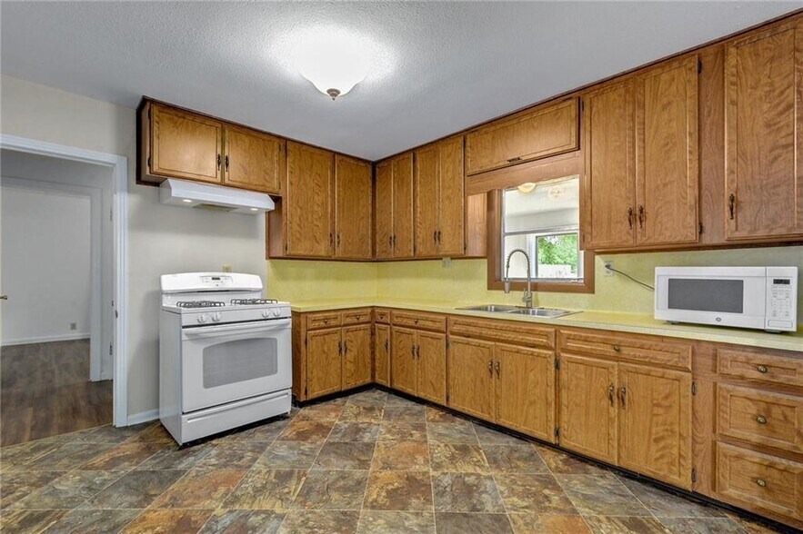 More Photos Of 4400 Norwood Ln, Austin Land For Lease