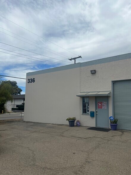 More Photos Of 336 Dawson Dr, Camarillo Warehouse For Lease