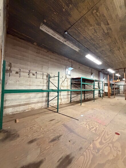 More Photos Of 2735 Huff Dr, Lawrenceville Warehouse For Sale