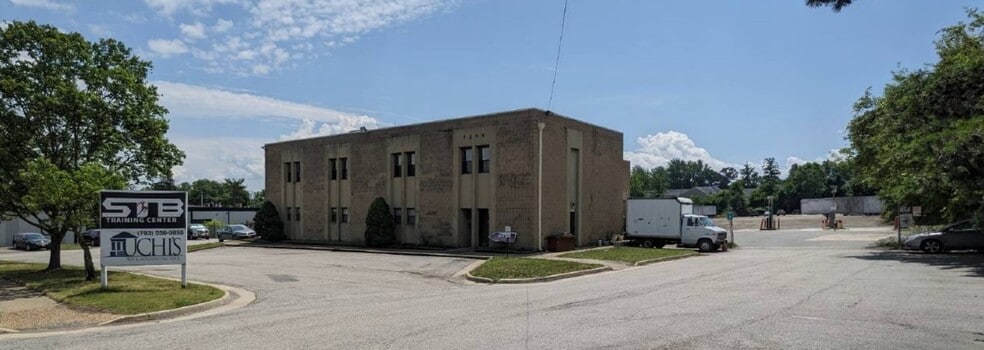Primary Photo Of 7209 Lockport Pl, Lorton Warehouse For Lease
