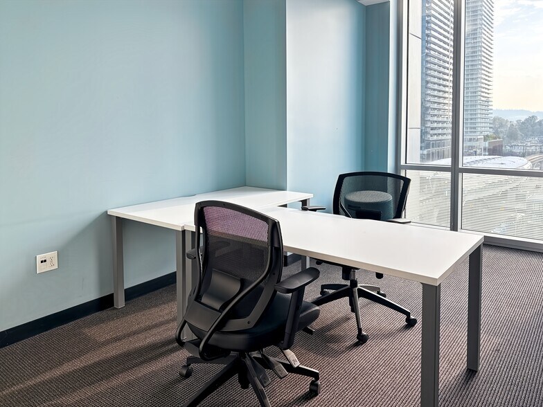 More Photos Of 4402 Skyline Dr, Burnaby Coworking Space