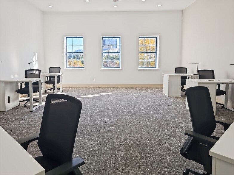 More Photos Of 454 Soledad St, San Antonio Coworking Space