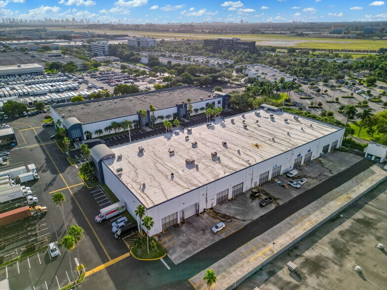 More Photos Of 7620 NW 25th St, Miami Distribution For Lease