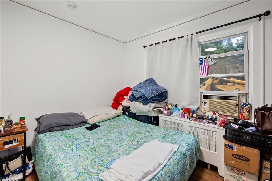 More Photos Of 95 Grant St, Rye Brook Multifamily For Sale