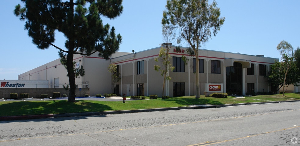 More Photos Of 5252 Argosy Ave, Huntington Beach Warehouse For Lease