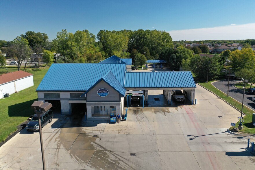 More Photos Of 52700 Gratiot Ave, New Baltimore Carwash For Sale