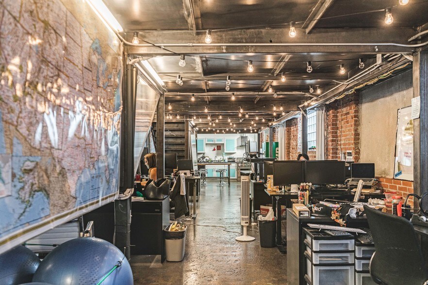 More Photos Of 2662-2684 Lacy St, Los Angeles Loft Creative Space For Lease