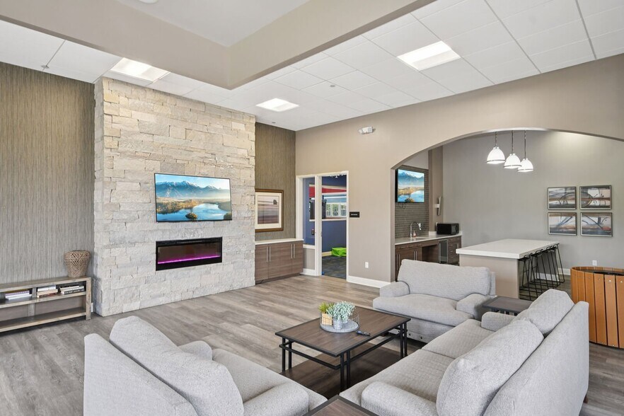 More Photos Of 10225 City Walk Dr, Woodbury Apartments For Sale