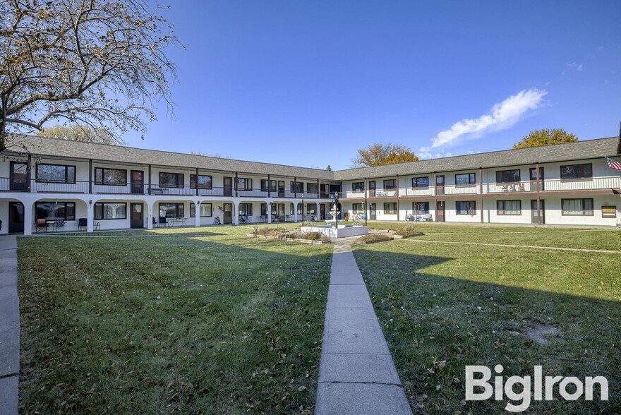 More Photos Of 633 E 10th St, York Apartments For Sale