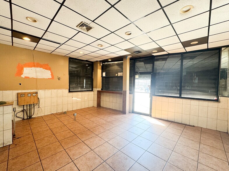 More Photos Of 2339 Astoria Blvd, Long Island City Apartments For Lease