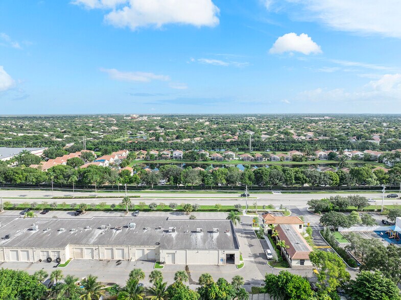 More Photos Of 11300-11354 Wiles Rd, Coral Springs General Retail For Lease