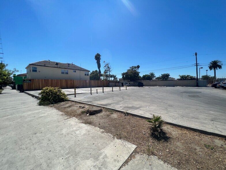 More Photos Of 500 W Manchester Ave, Los Angeles Fast Food For Sale