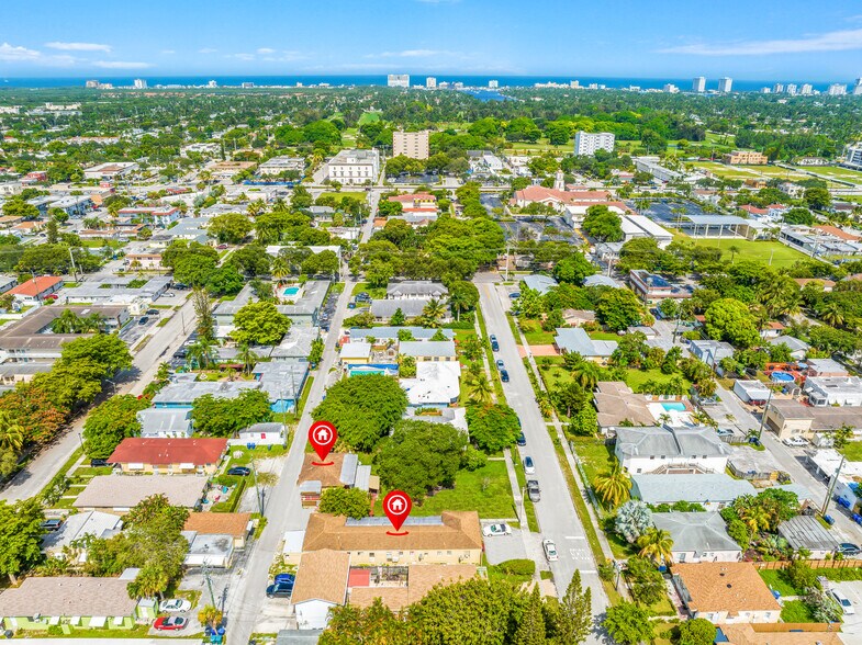 More Photos Of 1943-1947 Buchanan St, Hollywood Apartments For Sale