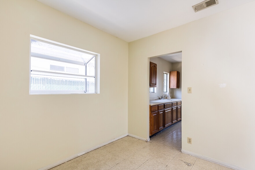More Photos Of 5628-5630 York Blvd, Los Angeles Storefront Retail Residential For Sale