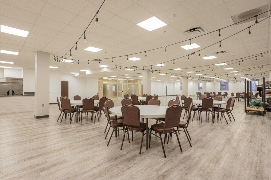 More Photos Of 203 S Washington Ave, Saginaw Medical For Lease