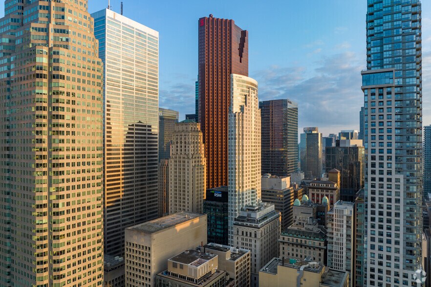 More Photos Of 40 King St W, Toronto Office For Lease