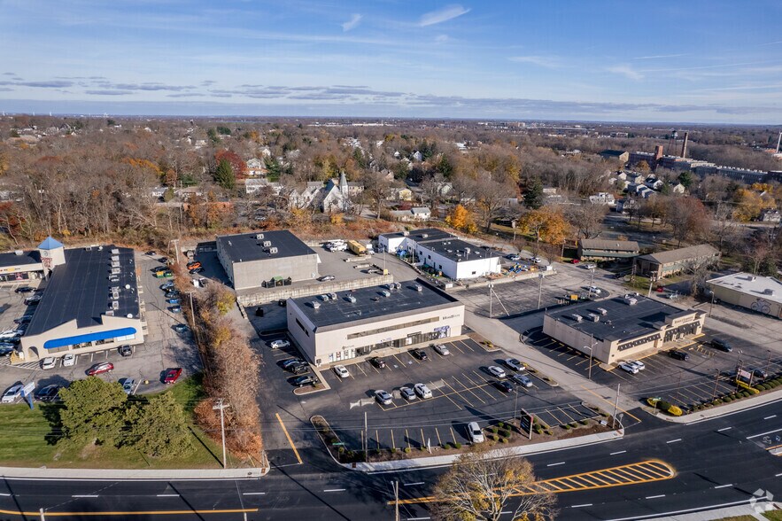 More Photos Of 120 Lambert Lind Hwy, Warwick Storefront Retail Office For Lease