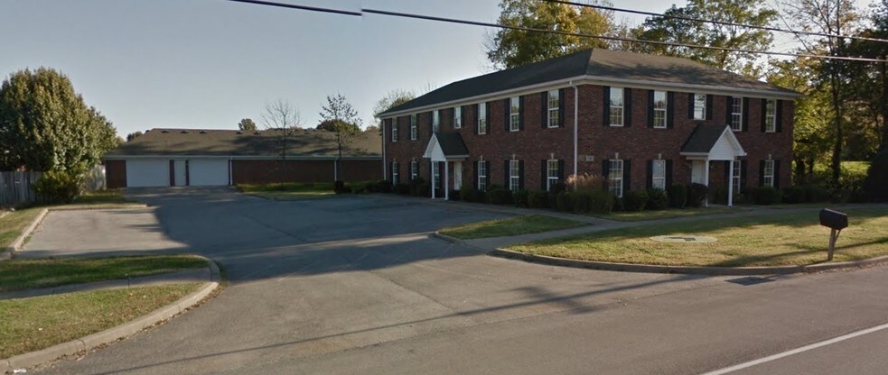 More Photos Of 7301 Fegenbush Ln, Louisville Office For Lease