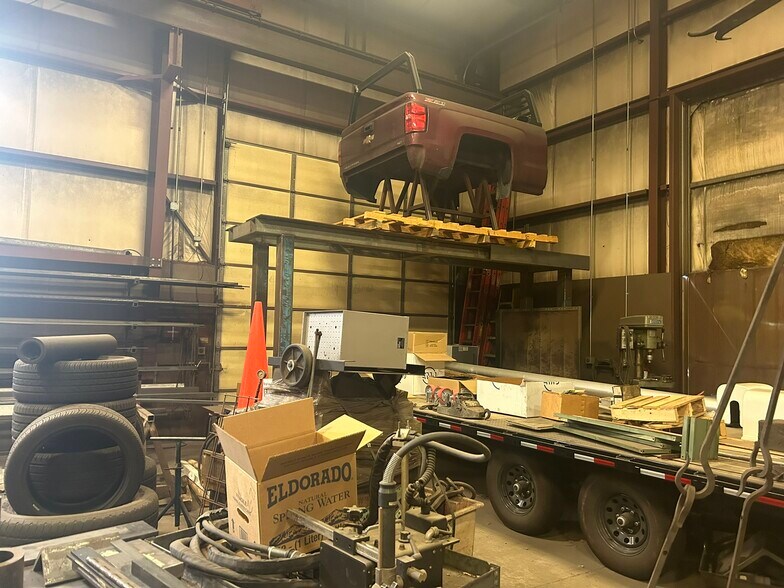 More Photos Of 5281 Lincoln St, Denver Manufacturing For Lease