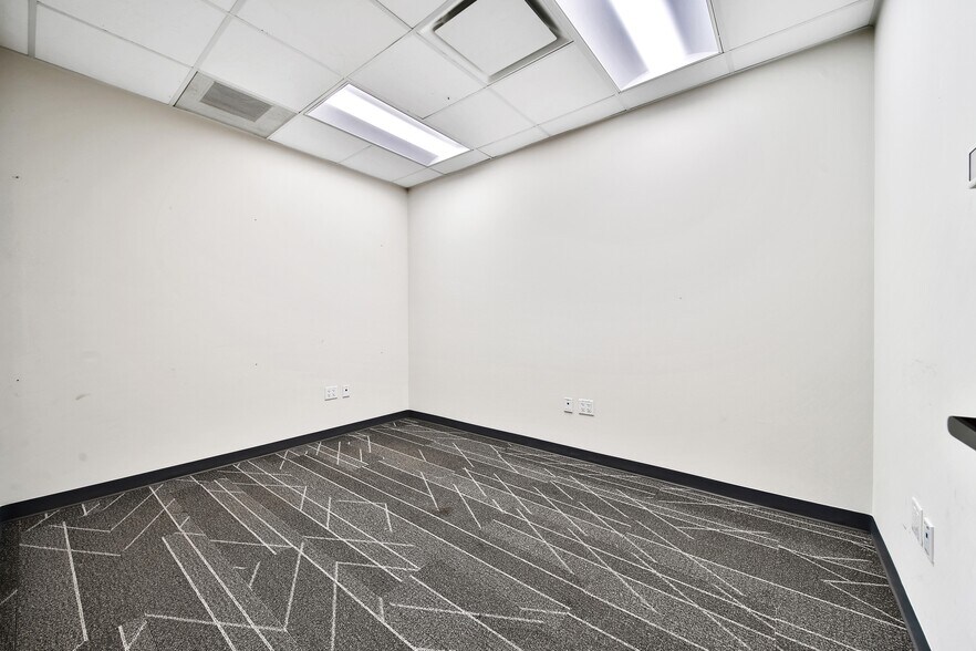 More Photos Of 5939 Albert Dr, Humble Light Distribution For Sale