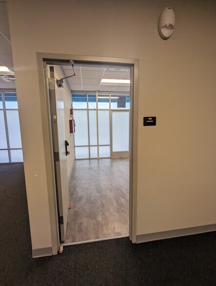 More Photos Of 2780 W Picacho Ave, Las Cruces General Retail For Lease