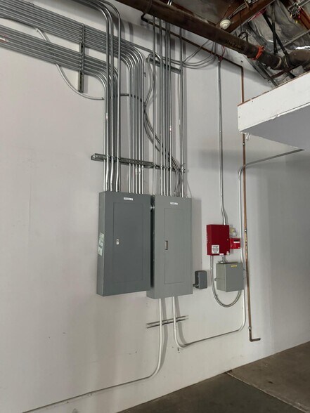 More Photos Of 1868-1872 Stone Ave, San Jose Manufacturing For Lease