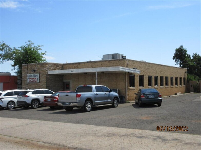 Primary Photo Of 3416 N May Ave, Oklahoma City Bar For Lease