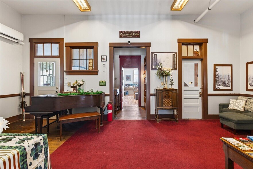 More Photos Of 66 Duttonsville School dr, Cavendish Specialty For Sale