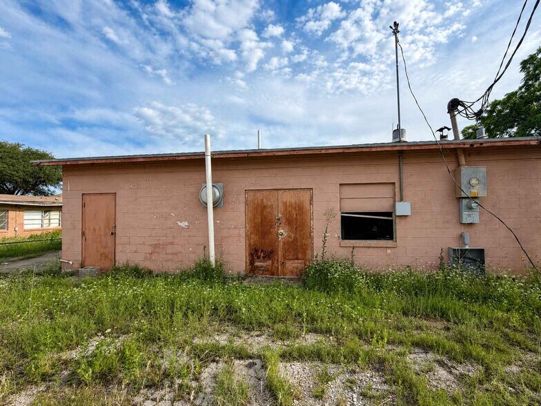 More Photos Of 1901 W Elliott St, Breckenridge Office For Sale