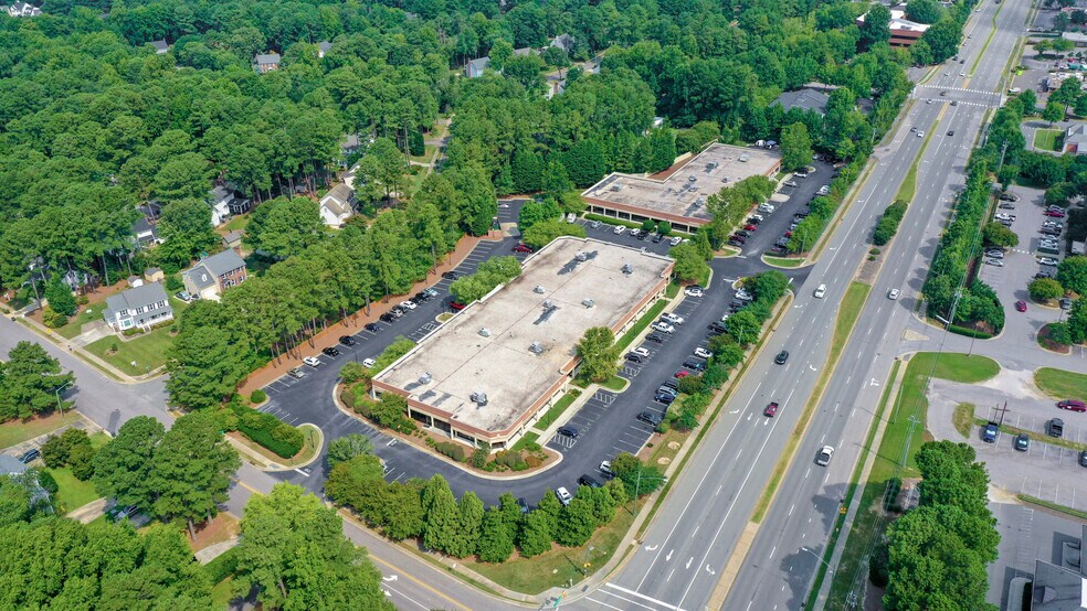 More Photos Of 7101 Creedmoor Rd, Raleigh Unknown For Lease