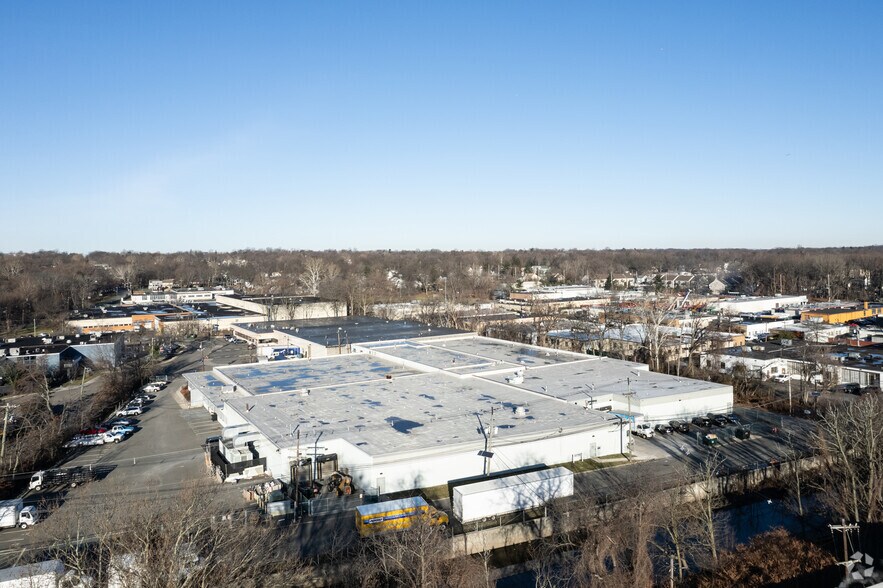 More Photos Of 465-475 Alfred Ave, Teaneck Warehouse For Lease