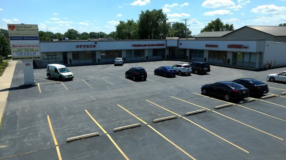 More Photos Of 121 Springfield Ave, Joliet Storefront Retail Office For Lease