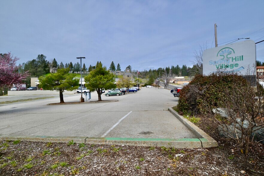 More Photos Of 840 E Main St, Grass Valley Movie Theatre For Sale