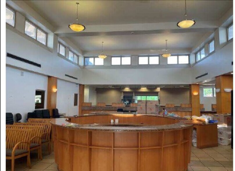 More Photos Of 8700 S King Dr, Chicago Bank For Sale